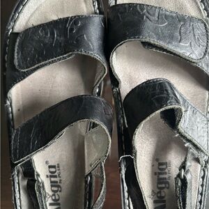 Alegria Velcro  Black Leather Sandals in good condition